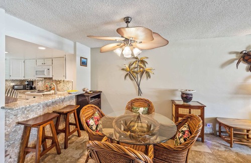 Kahaluu Bay Condo | White Sands Village #217 – Perfect Tropical Escape