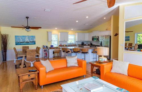 Anna Maria House | White Shell