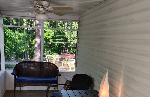 Springville House | White Springs by Overland Cove 150 yds Ky Lake, Pet Friendly, Kayak friendly♥☚