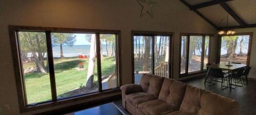 Gardner House | White Star Point by Simple Life Rentals