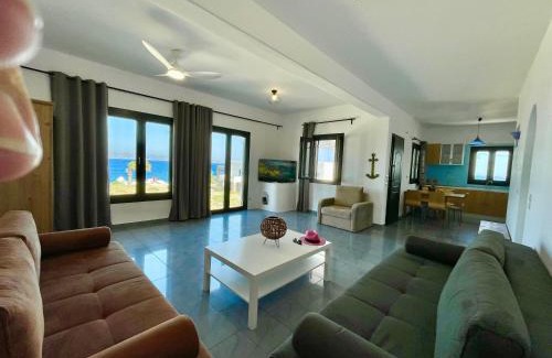 Logaras Apartment | White Wave