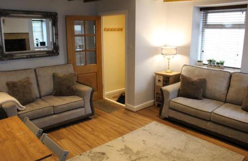 Mellor House | Whitebrook Cottage
