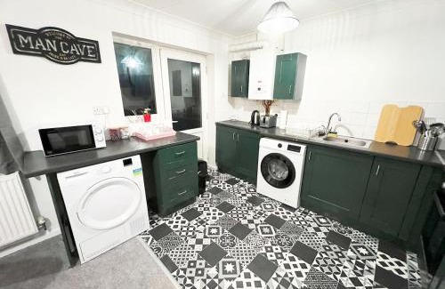 Whitefield Apartment | Whitefield, Manchester