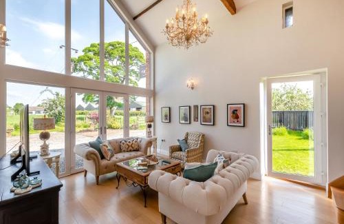 Wing House | Whitehill Lodge - Uk47194