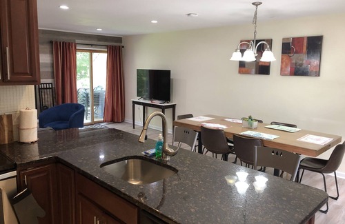 East Stroudsburg House | Whitetail Retreat-Hiking, Biking & River adventure