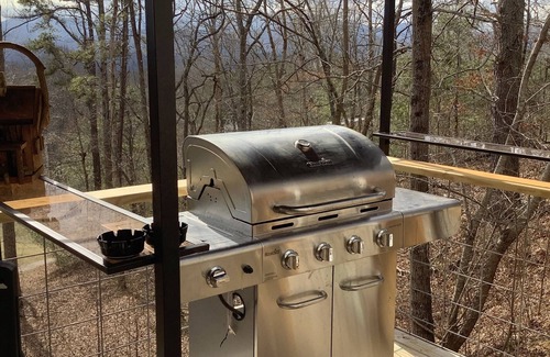 Franklin House | Whitfield Hideaway