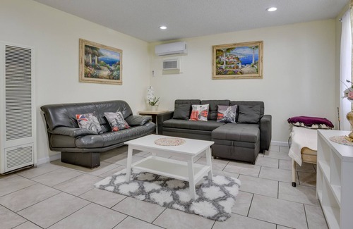 Whittier House | Whittier Duplex Unit Near Beaches & Hiking!