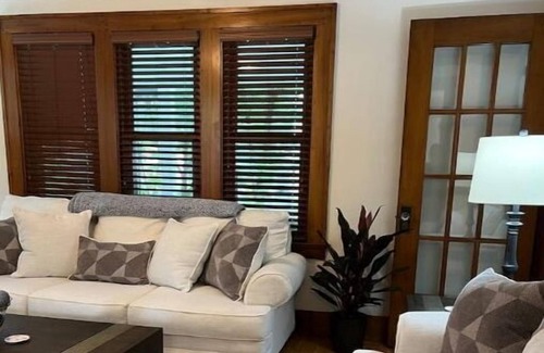 North Greece House | Whole house - Fenced Yard - New Inside