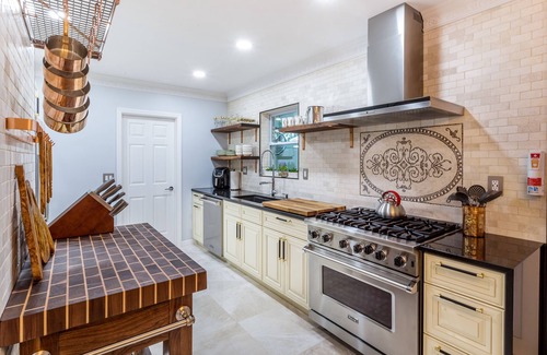 Boynton Beach House | Whole Luxury Duplex with Amazing Features & Stunning Backyard