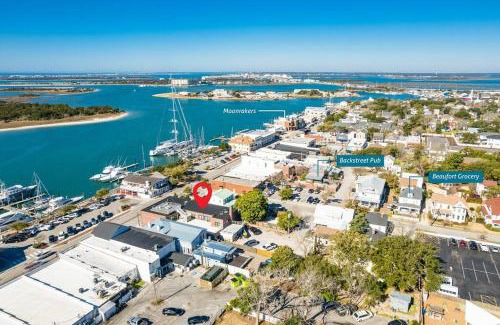 Morehead City House | Why Knot Getaway.Rooftop with WaterView! Unit D