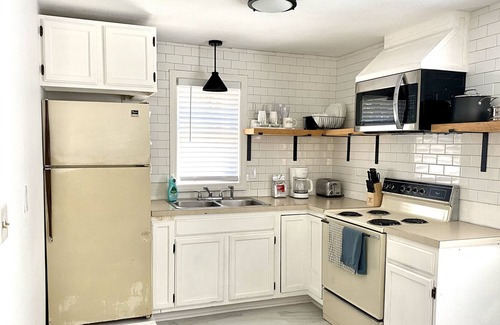 North Kingstown House | Wickford Summer Cottage