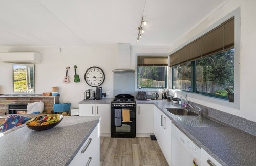 Waitarere Beach House | Wicks Whanau - Waitarere Beach Holiday Home