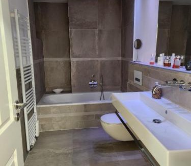 Golzheim Apartment | Wie Zuhause 2