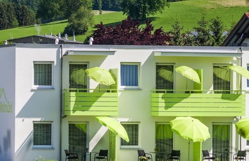 Schomburg Apartment | Wiesenblick - Vacation and Business APARTMENTS Amtzell