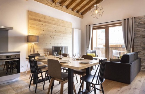 Plagne 1800 Apartment | Wifi, 100m from ski slopes, balcony, parking, tv, ski locker, 68-73m², La Plagne