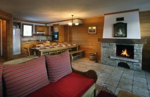 Arc-2000 Apartment | Wifi, 150m from ski slopes, fitness, swimming pool, sauna, hammam, balcony, tv, ski locker, 45m²