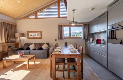 Vercorin Apartment | Wifi, 250m from shops, sauna, hammam, tv, ski locker, 72m², Vercorin