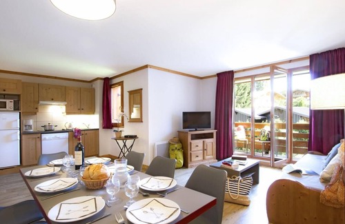 Praz-sur-Arly Apartment | Wifi, 300m from ski slopes, fitness, swimming pool, balcony, tv, ski locker, 28m²