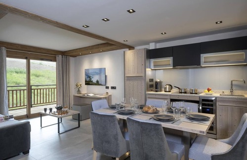 Les Contamines-Montjoie Apartment | Wifi, fitness, swimming pool, sauna, hammam, balcony, parking, tv, ski locker, 54m²