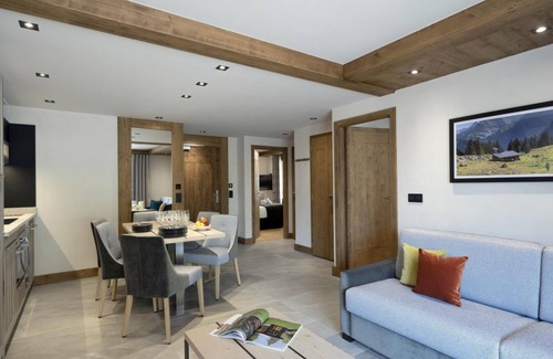 Les Contamines-Montjoie Apartment | Wifi, fitness, swimming pool, sauna, hammam, balcony, parking, tv, ski locker, 54m²