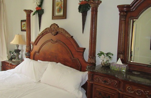 Oceano Condo | WIFI, Walk to the Beach, Kitchen, Nature Trail, Gold Flatware, Great Artwork!