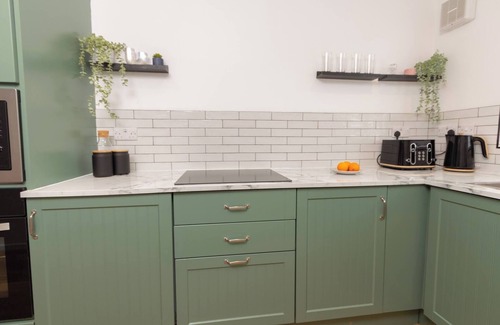Wigan Apartment | Wigan Gem: Chic 1BR close to CC