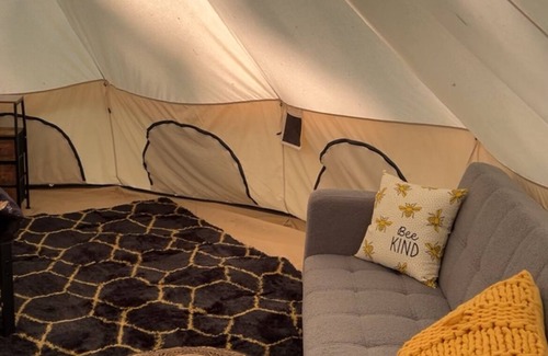 Leeper House | Wild Garden Glamping: Honeycomb