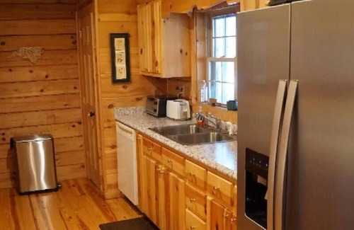 Settlers Ridge House | Wild Peace Secluded Cabin, Fireplace, Fire Pit