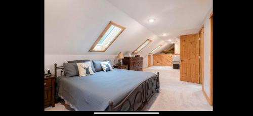 Newaygo Cabin | Wild River Lodge