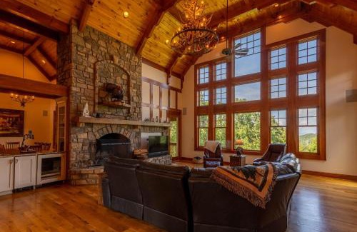 Banner Elk House | Wild Turkey Inn at Eagles Nest