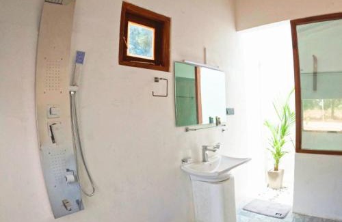 Lahugala Resort | Wild Waves Kumana Safari & Surf Resort Hotel - Panama Near Arugam Bay