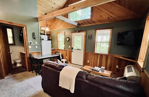 Cadiz Cabin | Wilderness Retreat