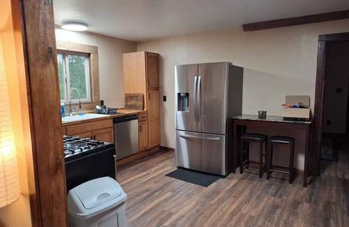 Groveland Cabin | Wilderness Retreat