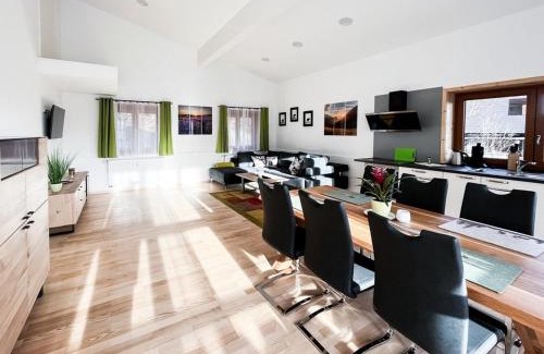 Rofleuten Apartment | Wildgrün Panorama Lodge 19