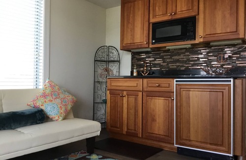 Wildwood Apartment | Wildwood by the Bay. lovely 3 room private suite.