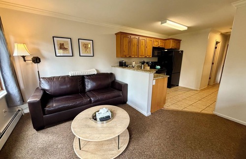 Breckenridge Condo | Wildwood Condo: Top Floor; Creekside; Walk to Town