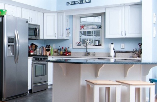 Kennebunkport House | Wildwood, large cape-style home in the heart of Goose Rocks