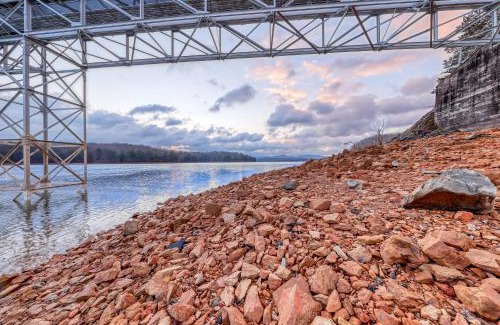 Mineral Bluff House | Wildwood River Retreat
