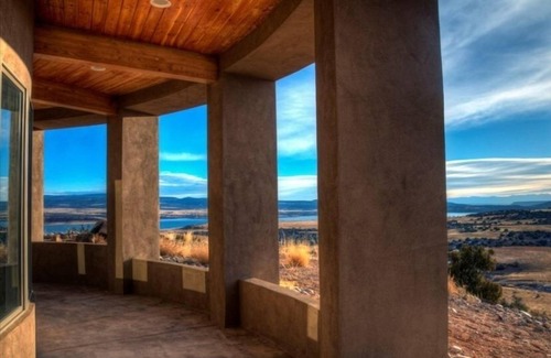 Youngsville House | *WILL TAKE YOUR BREATH AWAY* 360 Degree Views of Abiquiu Lake & Ghost Ranch