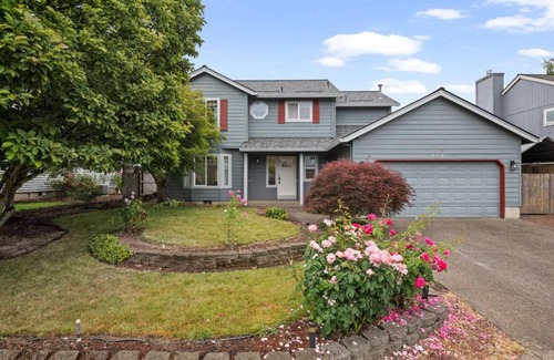 Dundee House | Willamette Vintage