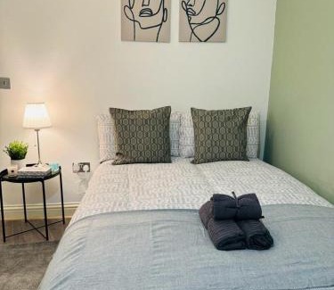 Harlesden Apartment | Willesden J Guest Home 4