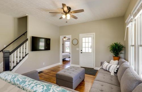 Williamstown House | Williamstown Vacation Rental Private Deck and Yard