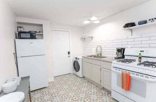 Willoughby Spit Apartment | Willoughby Spit Sojourn | Beach Side | 2 BR