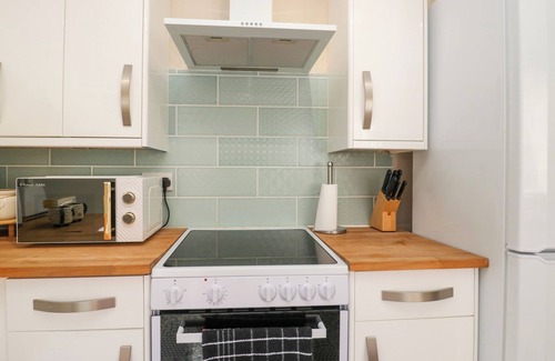 Haverigg Cottage | WILLOW COTTAGE, pet friendly, country holiday cottage in Haverigg