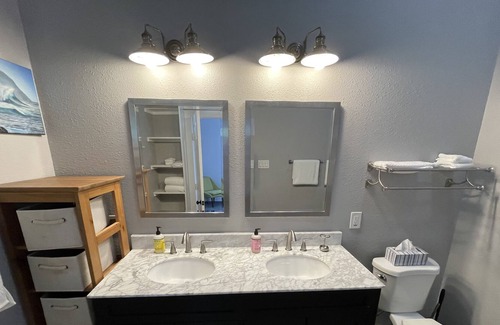 Government Hill House | Willow House - Historic renovated home near downtown & The Pearl