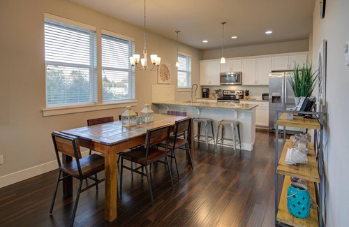 Ocean Shores House | Willowbridge Cottage - Oyhut Bay Seaside Village
