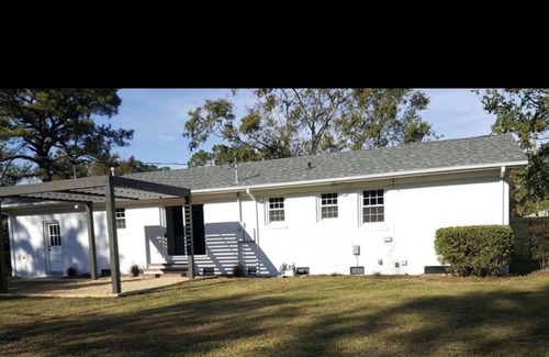 Myrtle Grove House | Wilmington Charming 3 bedroom House with Huge Yard