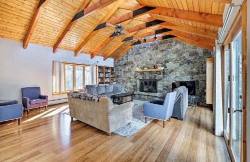 Wilmington House | Wilmington Home with Game Room and Scenic Deck!