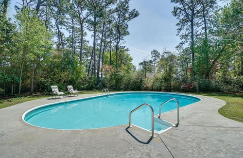 Wilmington House | Wilmington Rental about 4 Mi to Wrightsville Beach!