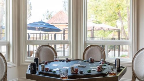 Temecula Villa | Wilson Creek Manor By AvantStay Sleeps 10 Amazing Estate w Pool Game Room